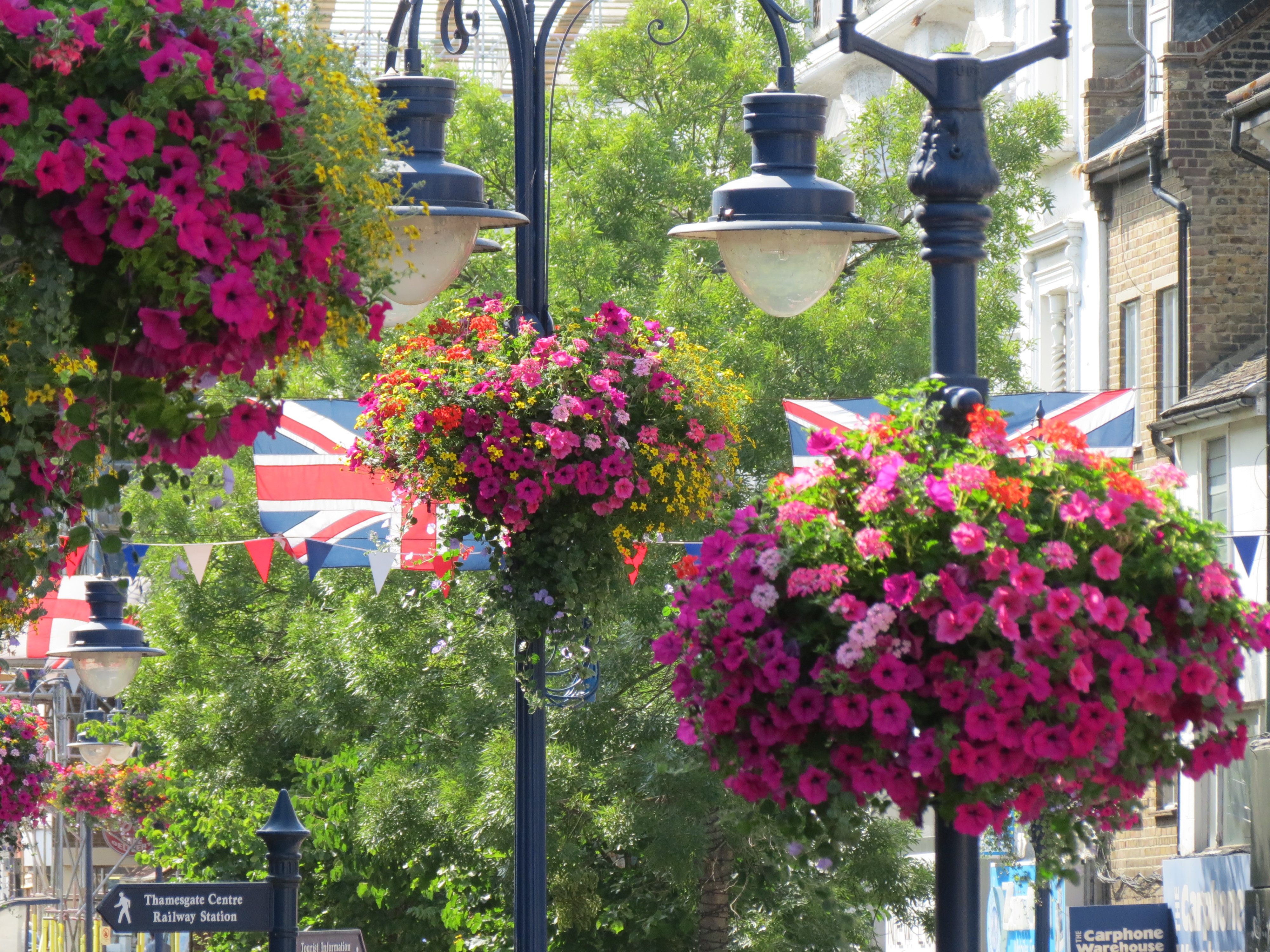 Amberol customers prepare for 2019 Britain in Bloom finals