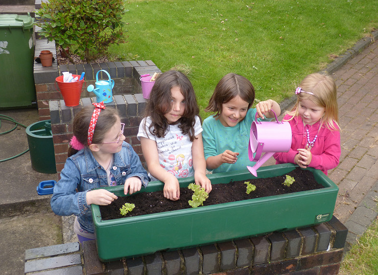 Use the great outdoors to help support the health and wellbeing of young people