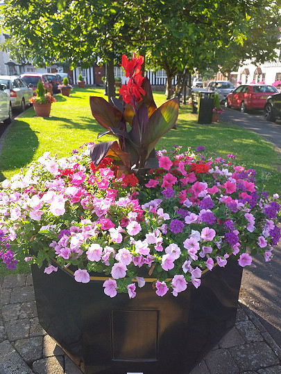 Send us your Jubilee photos to be in with a chance of winning vouchers worth £200