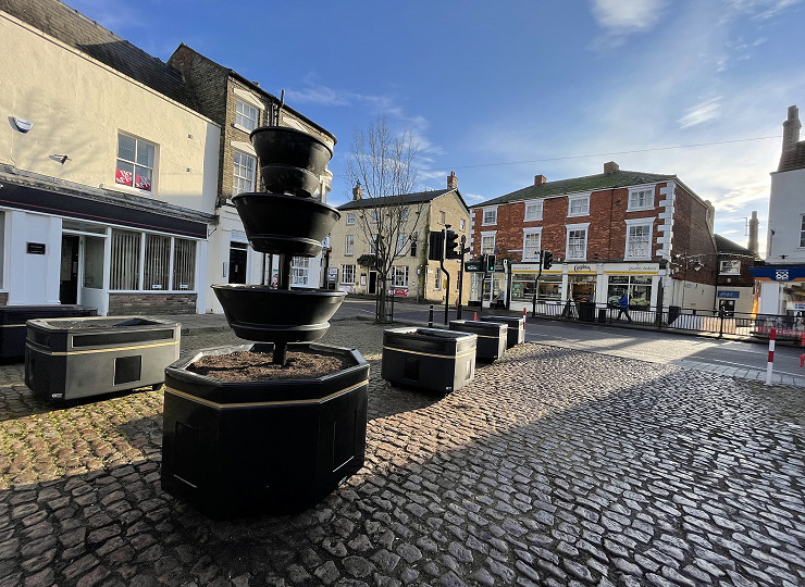 Amberol planters play an important part in Market Rasen enhancement project