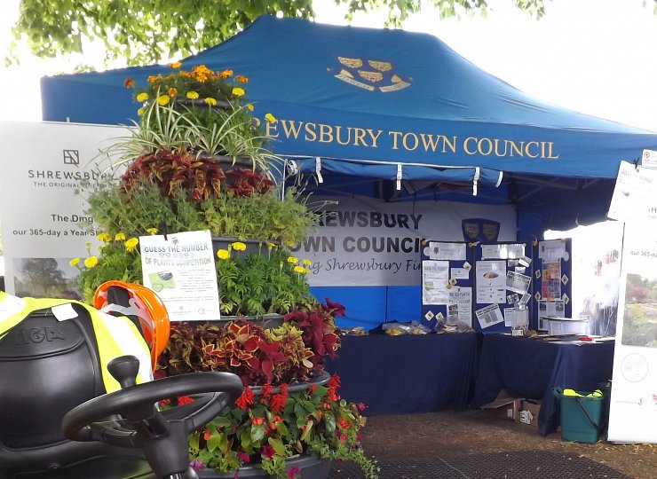 Shrewsbury awarded Gold at Heart of England in Bloom